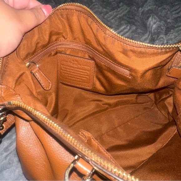 Coach Tan Leather Shoulder Bag - Picture 3 of 4